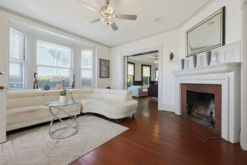 49 Atlantic Terrace, Lynn, MA 01902