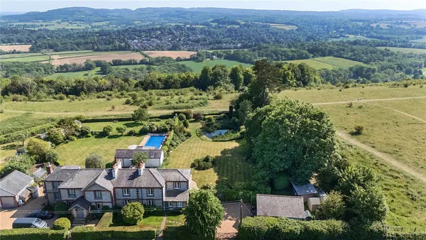 Lime Tree Cottages, Ranmore Common, RH5 photo 3
