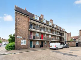 Alberta Estate, London photo