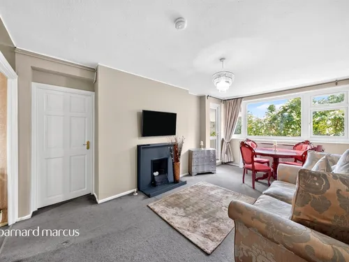 Alberta Estate, Londonphoto
