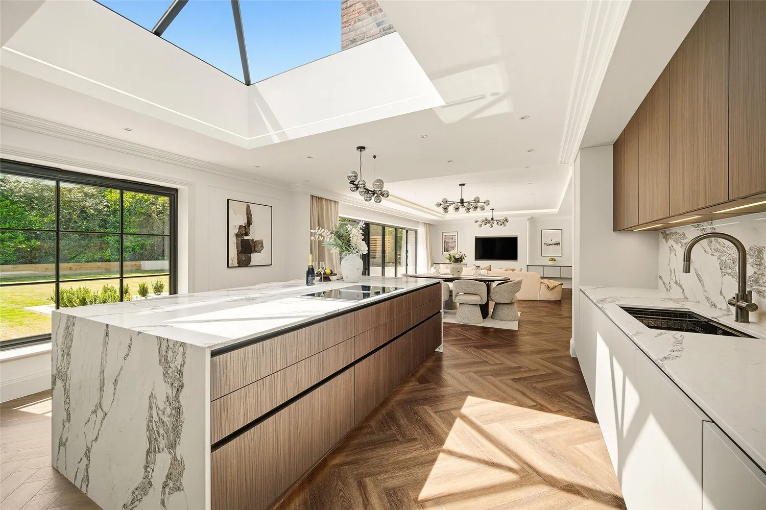 Hillside, Woking, GU22 photo 4