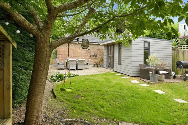 Maldon Road, Colchester, CO3 photo 4