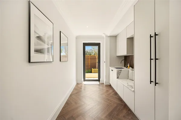 Hillside, Woking, GU22 photo 26