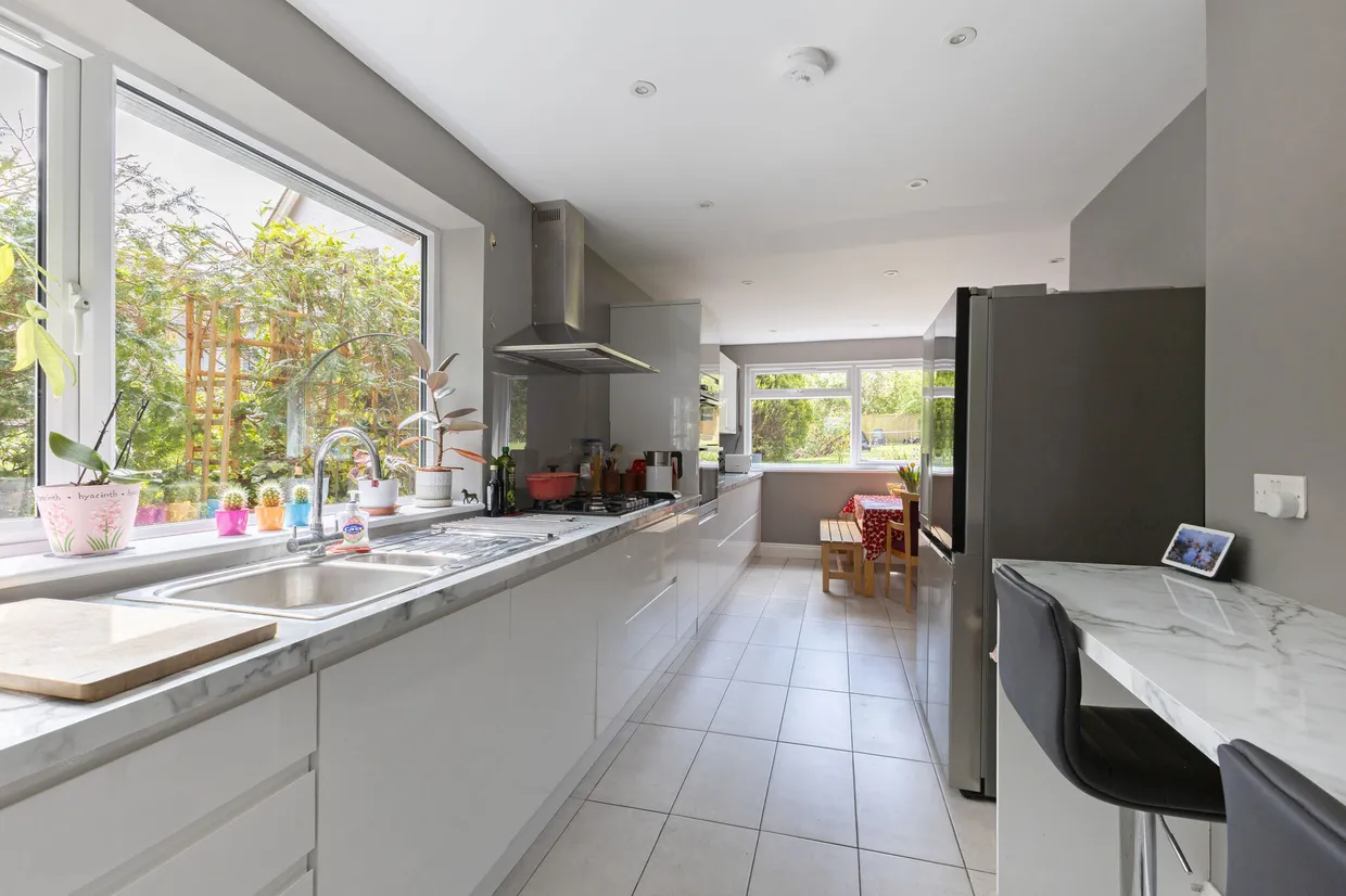 Sunray Avenue, London, SE24 photo 2