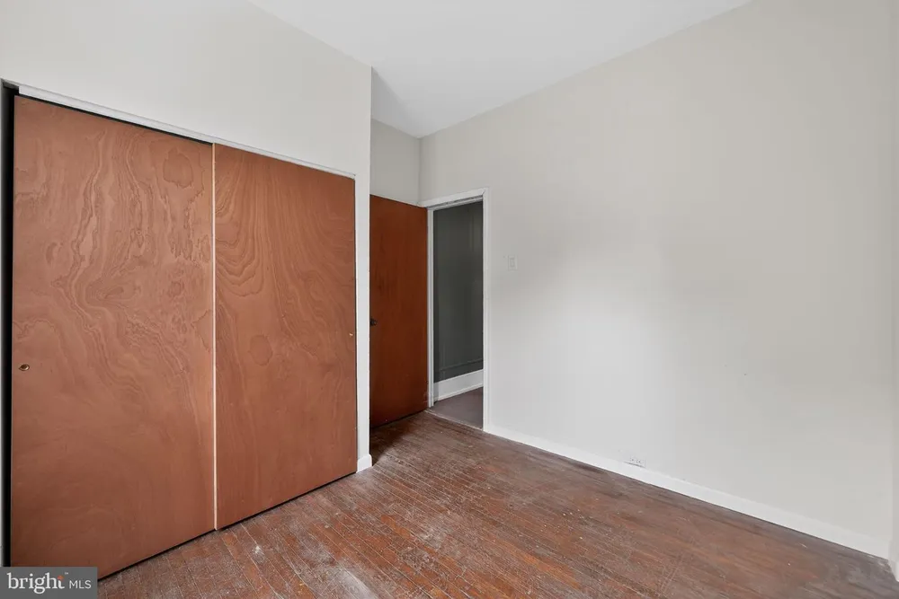 1325 E Montgomery Ave, Philadelphia, PA 19125