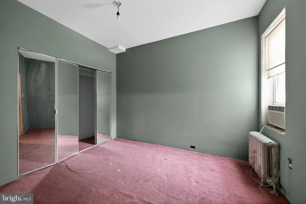 1325 E Montgomery Ave, Philadelphia, PA 19125