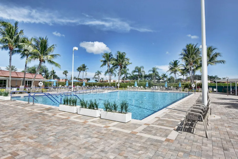 212 Monaco Way, Delray Beach, FL 33446