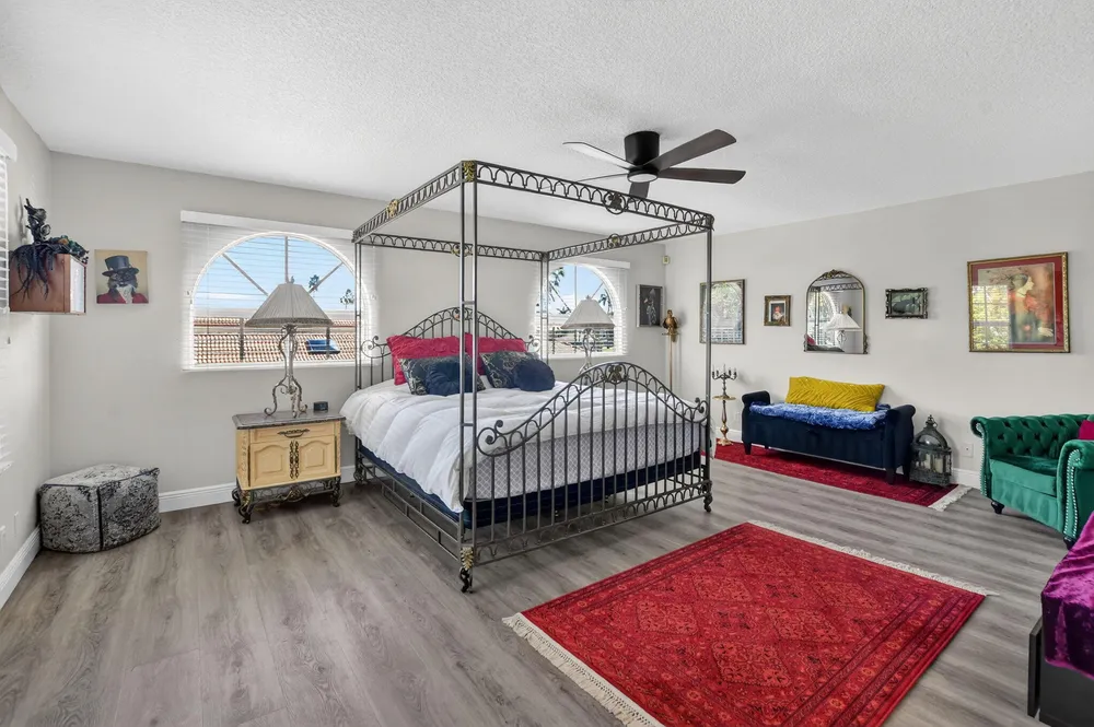 9048 Villa Portofino Circle, Boca Raton, FL 33496