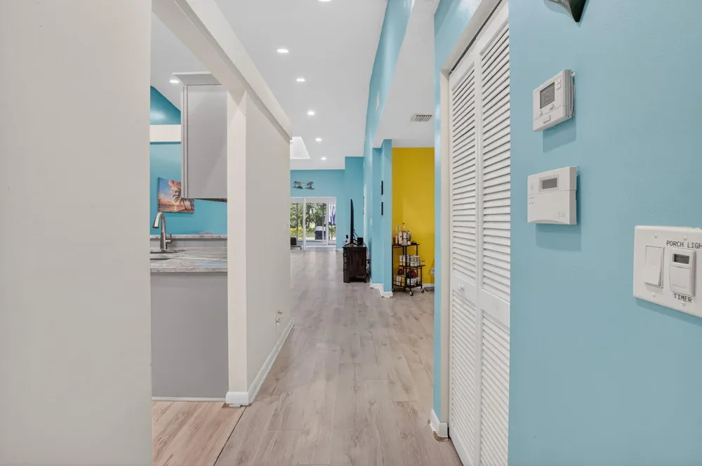 6082 Waldwick Circle, Delray Beach, FL 33484
