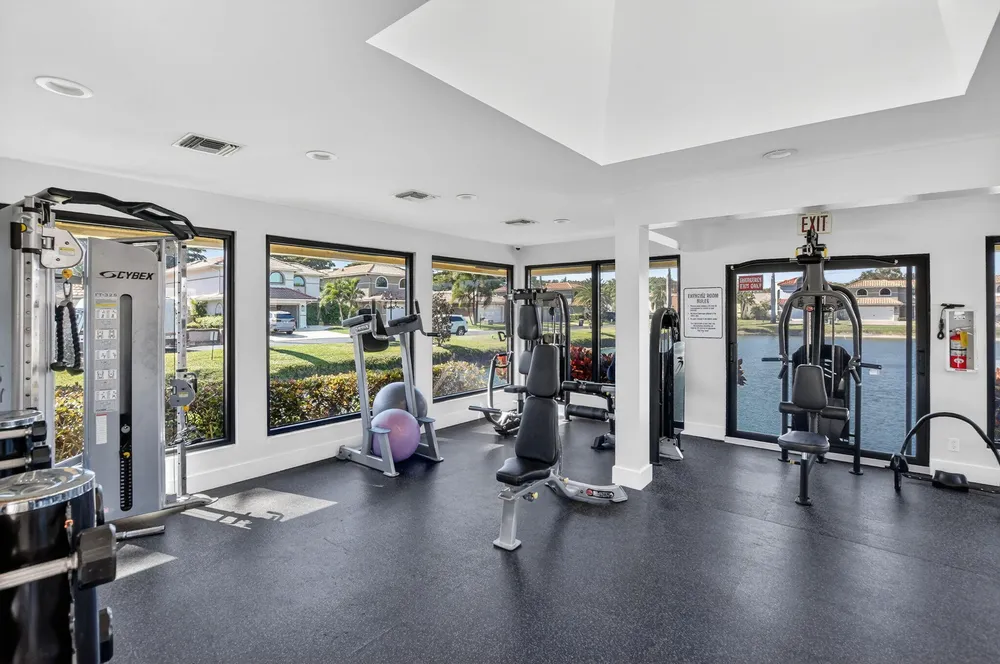 9048 Villa Portofino Circle, Boca Raton, FL 33496