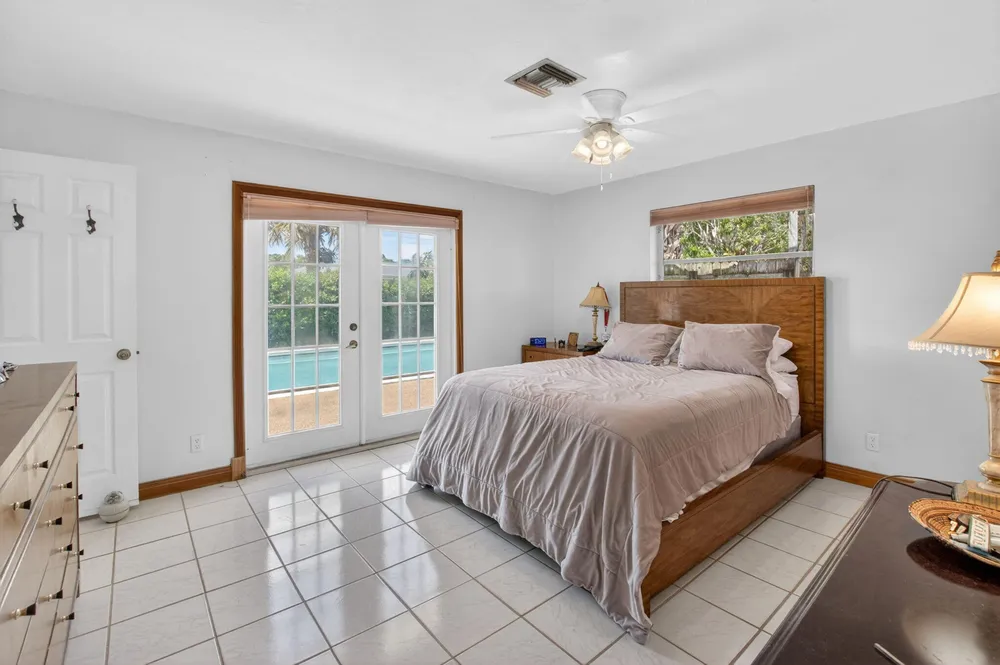 1370 SW 27th Pl, Boynton Beach, FL 33426
