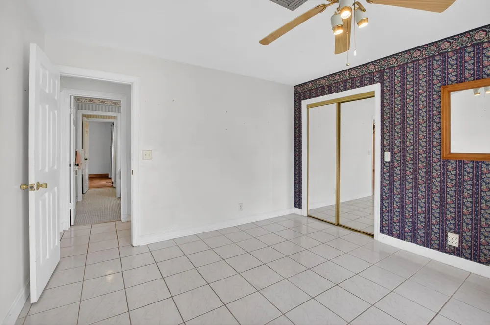1370 SW 27th Pl, Boynton Beach, FL 33426