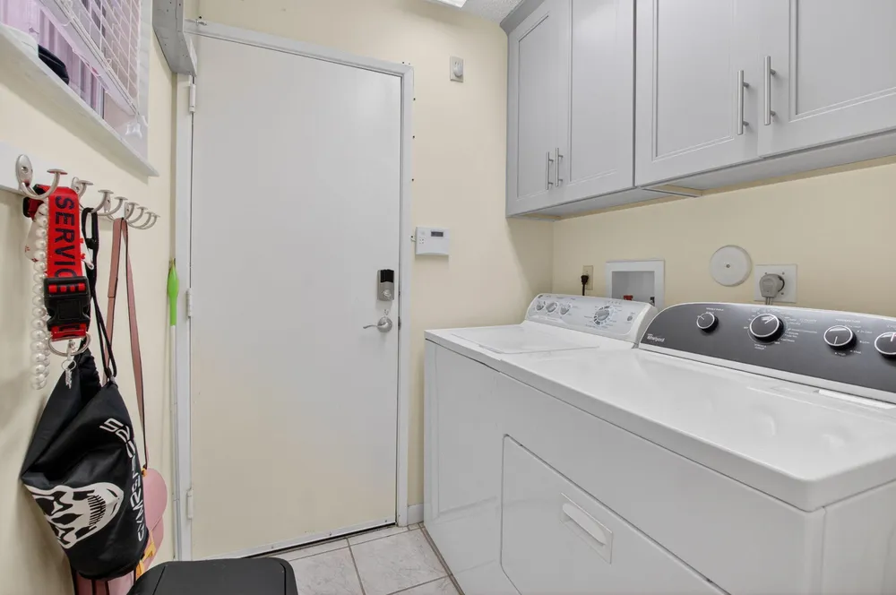 6082 Waldwick Circle, Delray Beach, FL 33484
