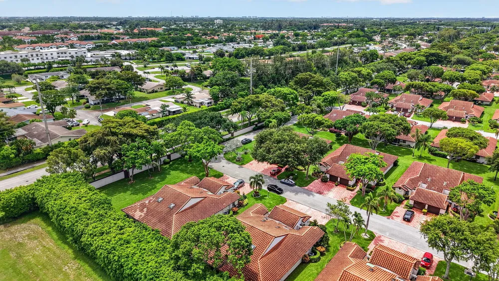6082 Waldwick Circle, Delray Beach, FL 33484