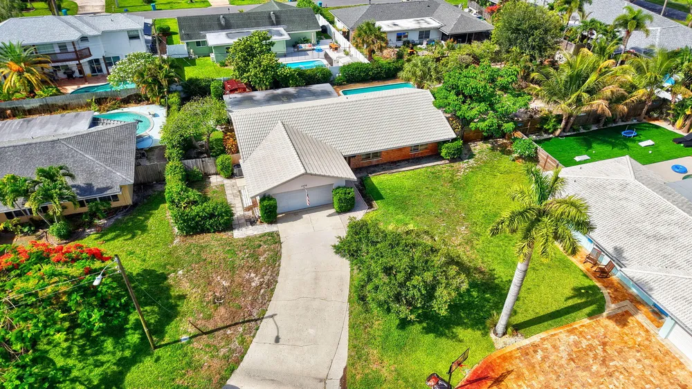 1370 SW 27th Pl, Boynton Beach, FL 33426
