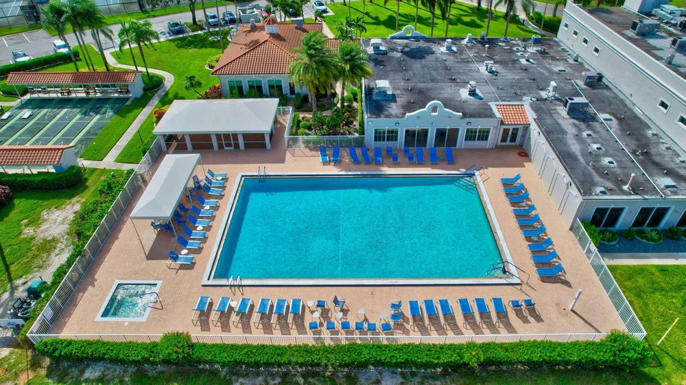 6082 Waldwick Circle, Delray Beach, FL 33484