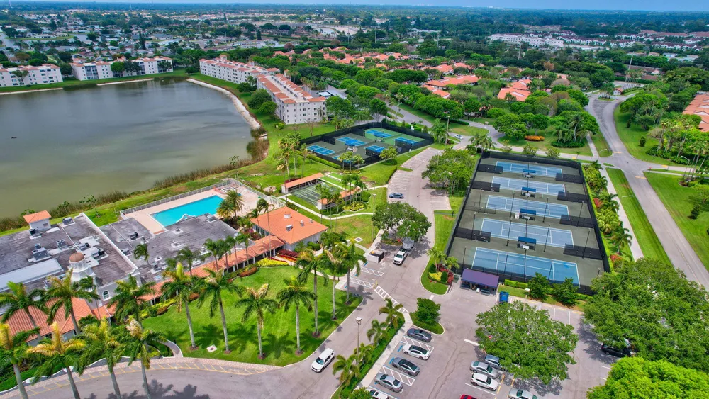 6082 Waldwick Circle, Delray Beach, FL 33484
