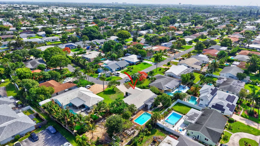 1370 SW 27th Pl, Boynton Beach, FL 33426