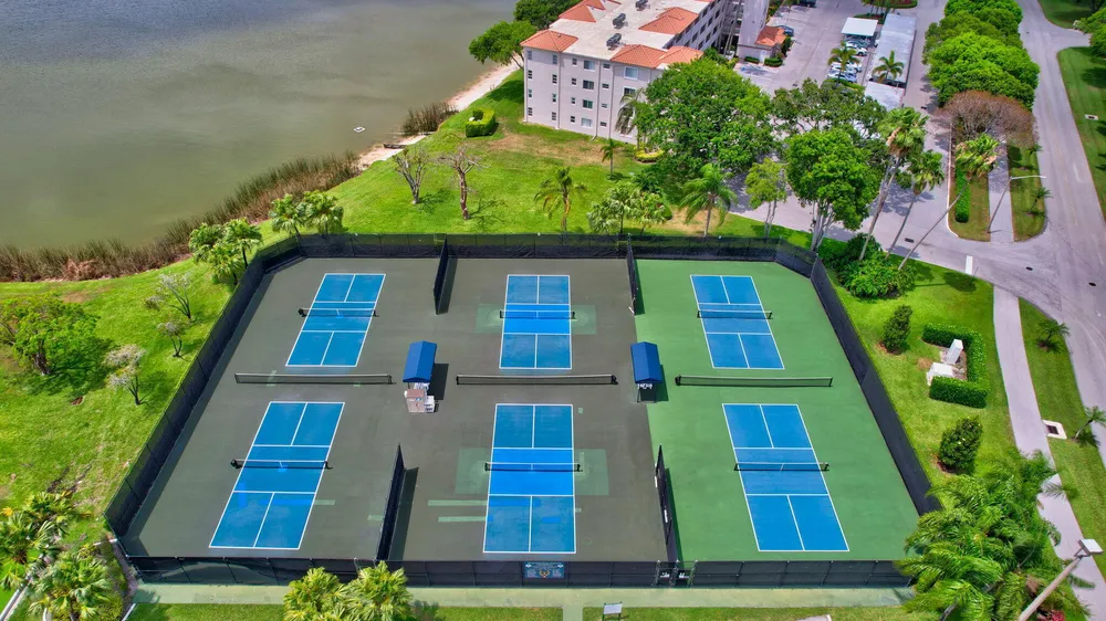 6082 Waldwick Circle, Delray Beach, FL 33484