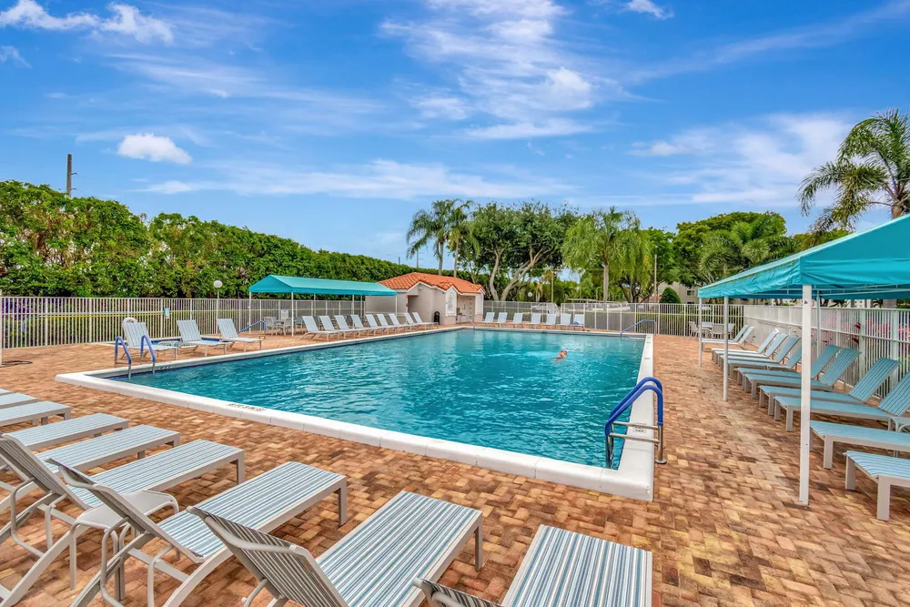 6082 Waldwick Circle, Delray Beach, FL 33484