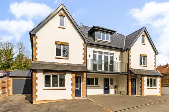 Pentire Place, Farnham, GU10