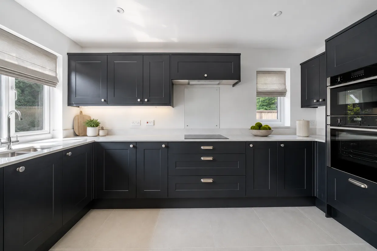 Pentire Place, Farnham, GU10 photo 3
