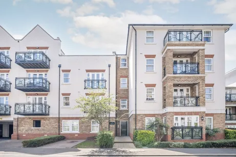 Holford Way, London, SW15