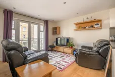 Holford Way, London, SW15 photo 3