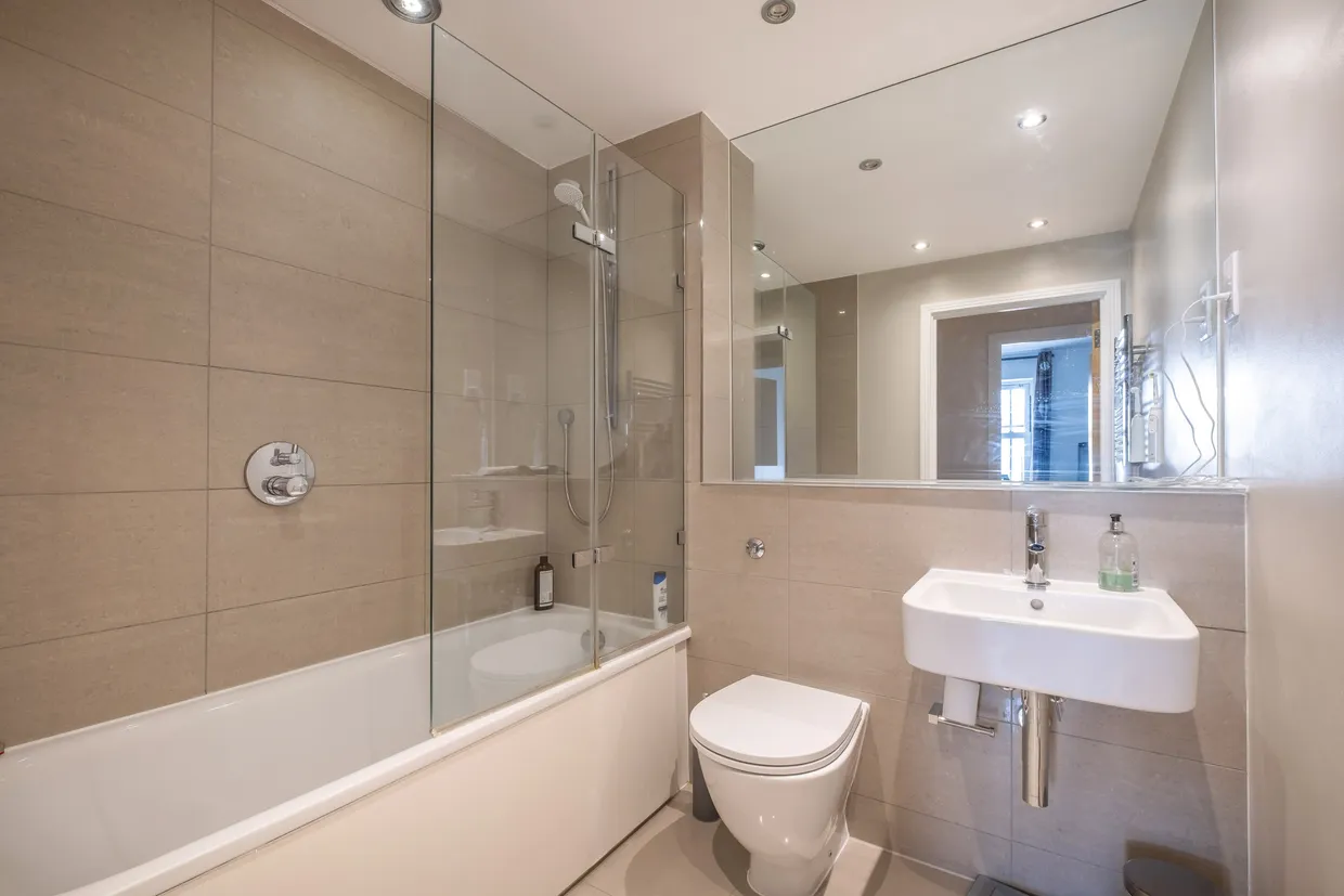 Holford Way, London, SW15 photo 8