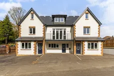 Pentire Place, Farnham, GU10 photo 8