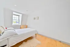 Eardley Crescent, London