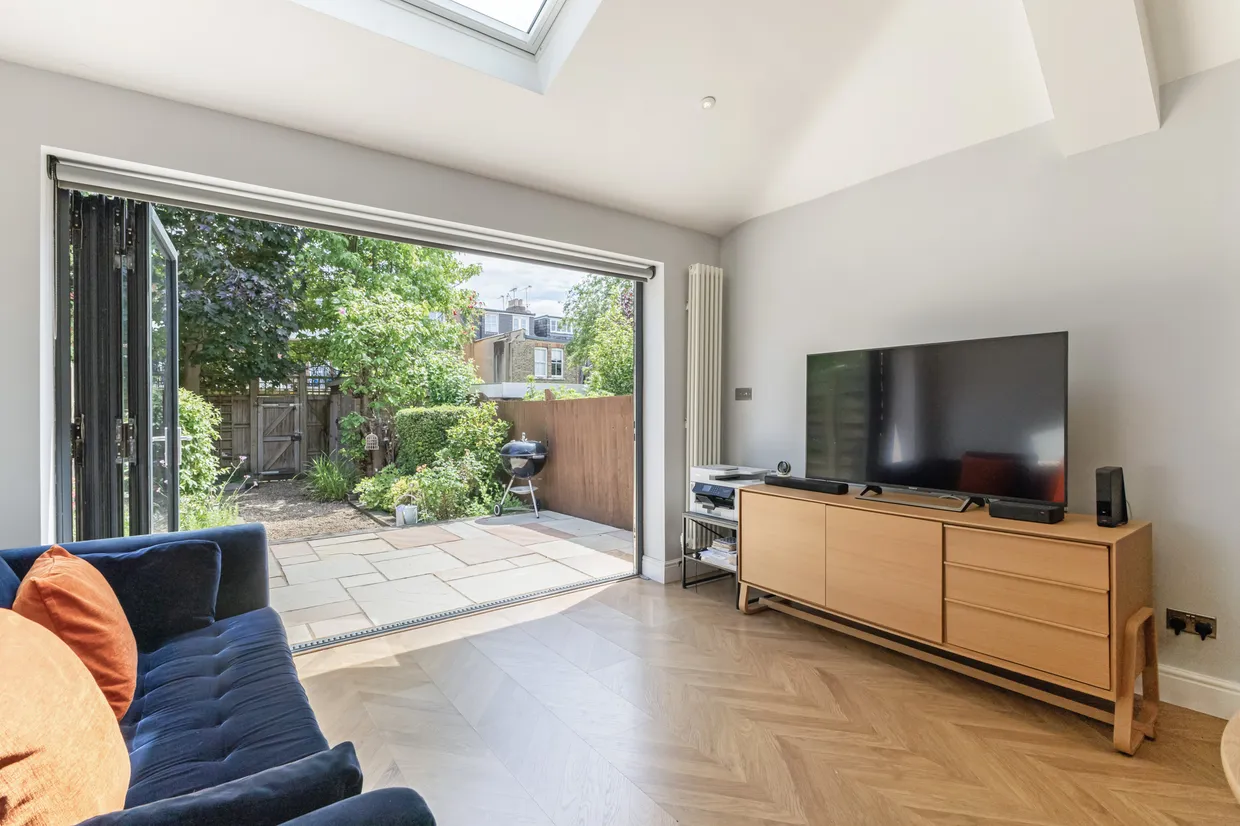 Bridgman Road, Chiswick, W4 photo 4