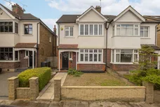 Neville Road, Kingston Upon Thames, KT1 photo 1