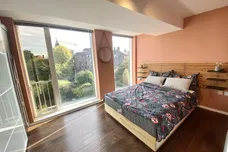 Saxton, The Avenue, LEEDS