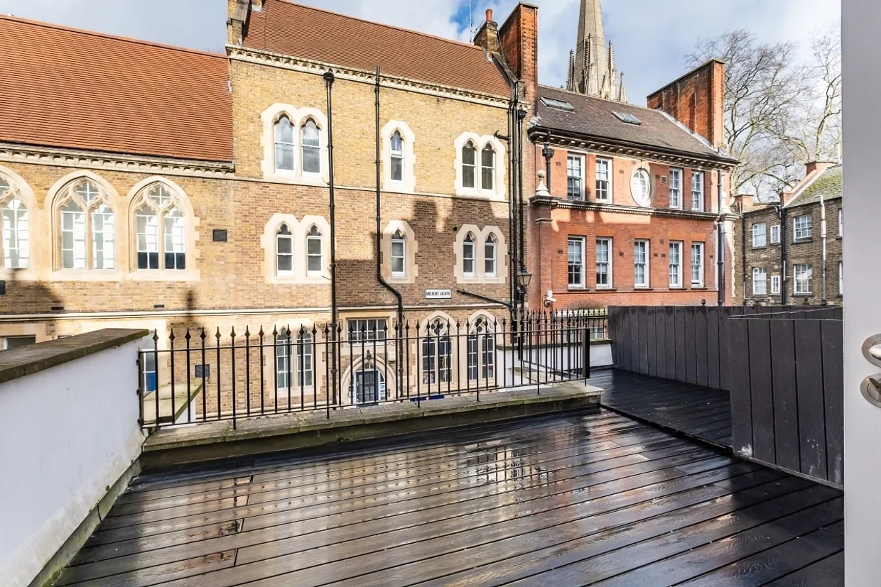 Kensington Church Court London W8 photo 1