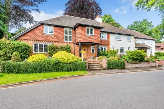 Priory Road, Sunningdale SL5