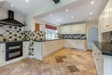 Elm Close Farnham Cottage SL2 photo 2