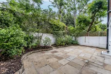 Pembroke Gardens Close London W8 photo 4