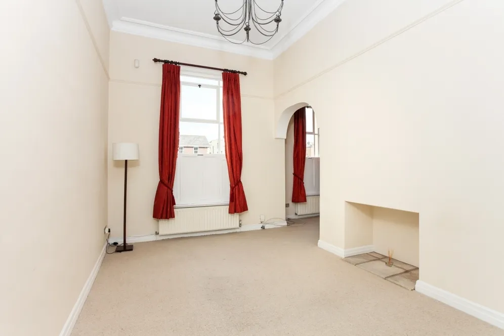 Suffolk Square, Cheltenham, GL50 2DY photo 5
