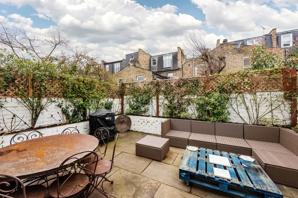 Linver Road London SW6 photo 2