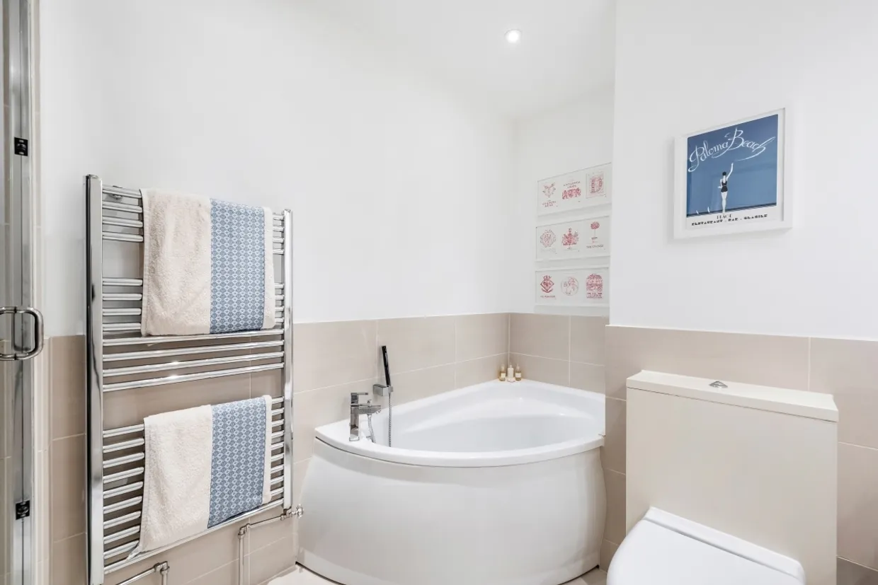 Linver Road London SW6 photo 9