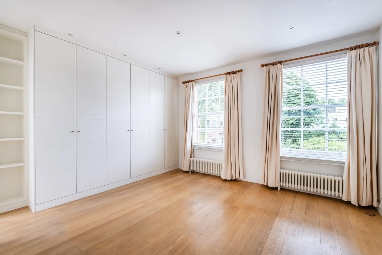 Pembroke Gardens Close London W8 photo 14