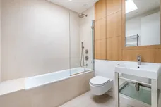 Pembroke Gardens Close London W8 photo 15
