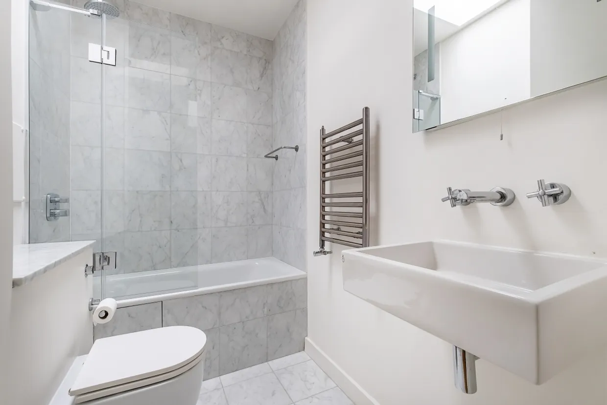 Pembroke Gardens Close London W8 photo 16