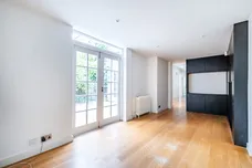 Pembroke Gardens Close London W8 photo 17