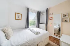 Kilburn Park Road London NW6 photo 7
