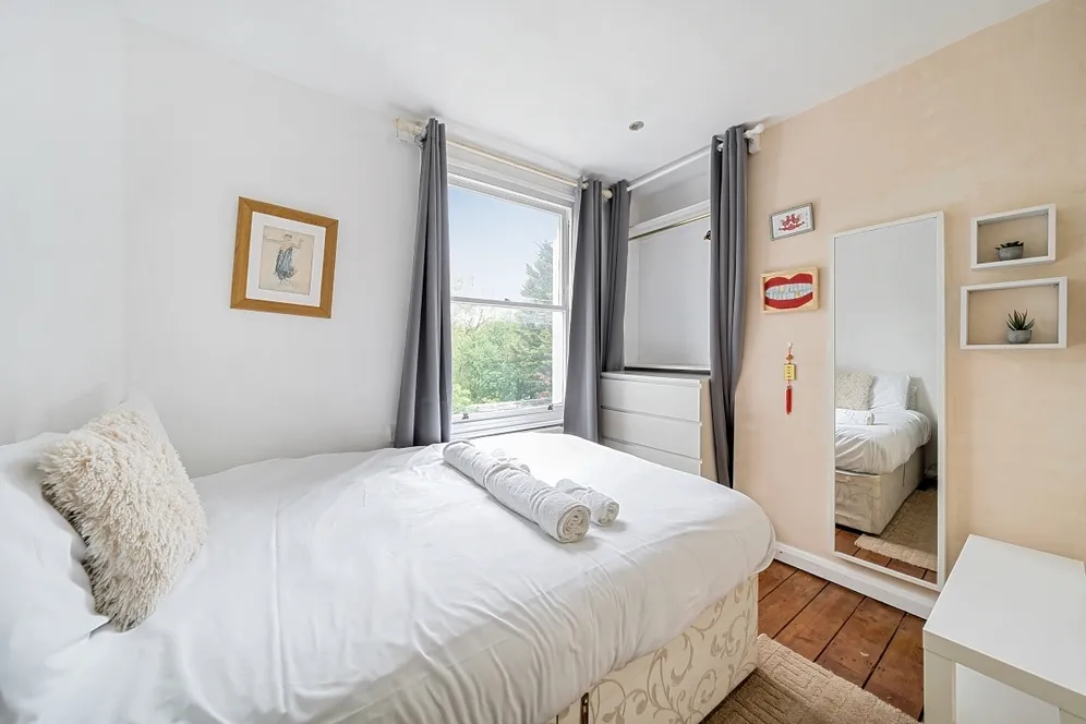 Kilburn Park Road London NW6 photo 7