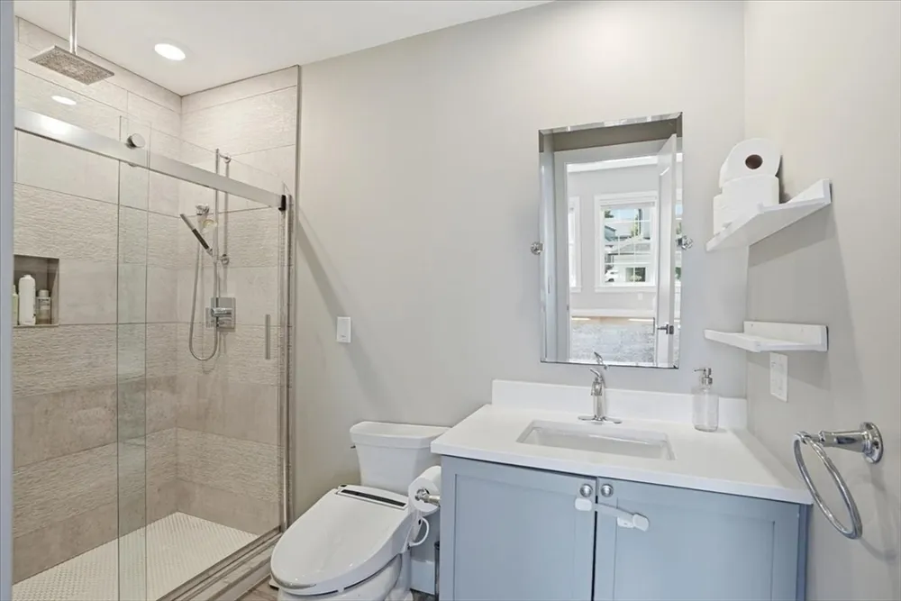 21 Chickatawbut St, Boston, MA 02122