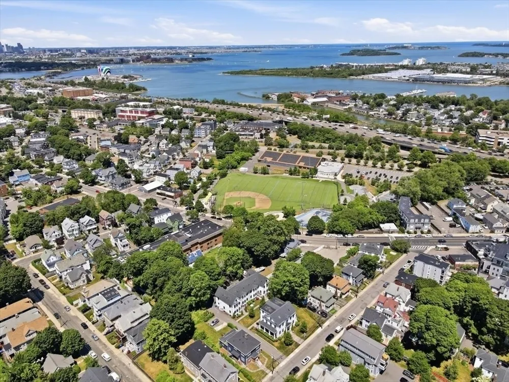 21 Chickatawbut St, Boston, MA 02122