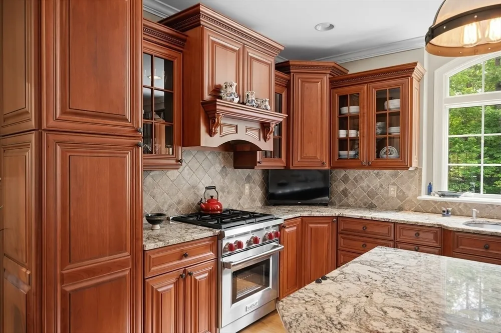 42 BARD ROCK LANE, Hanover, MA 02339